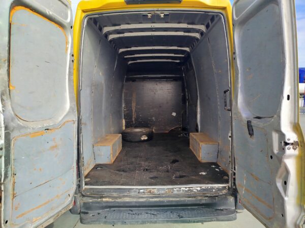 FURGONETA IVECO DAILY - Imagen 3